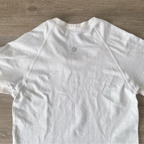 LULULEMON striped white sport t-shirt - Picture 2 of 3